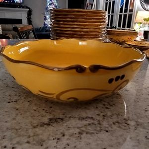 *Home Trends Vegetable Bowl